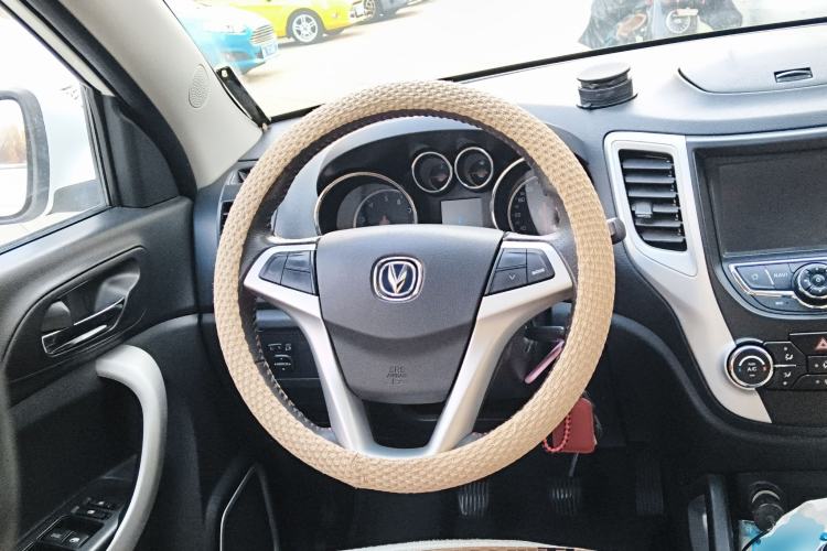 Used Changan CS35 2015 1.6L Manual Luxury Model China V Standard
