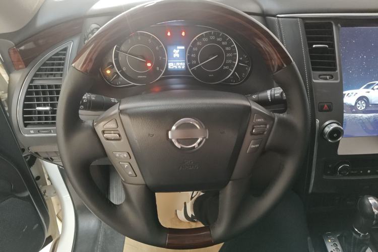 Used Nissan Patrol 2017 4.0L SE U.S.-Spec Version
