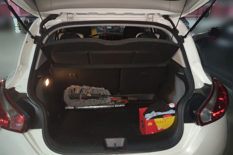 Used Nissan Tiida 2014 1.6L CVT Comfort Model
