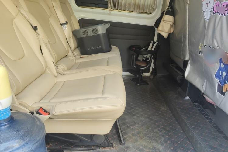 Used Ford Transit 2019 2.0T Diesel Multi-Purpose Commercial Vehicle Mid-Drive Mid-Roof 6-Seater China VI Standard
