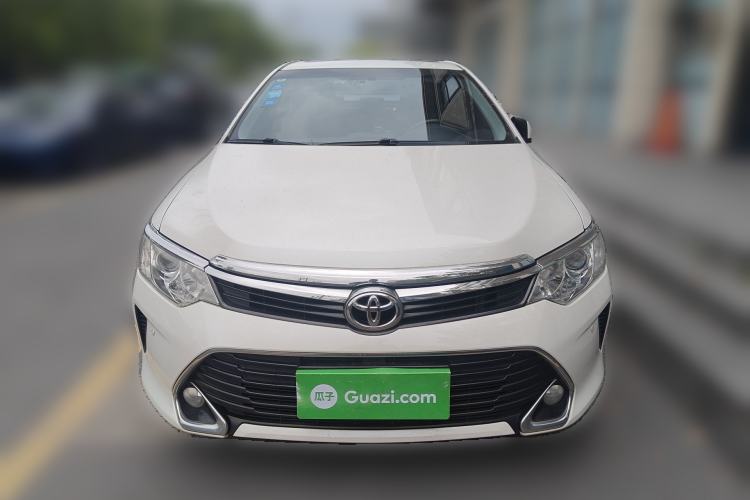 Used Toyota Camry 2016 2.0G 10th Anniversary Leading Edition
