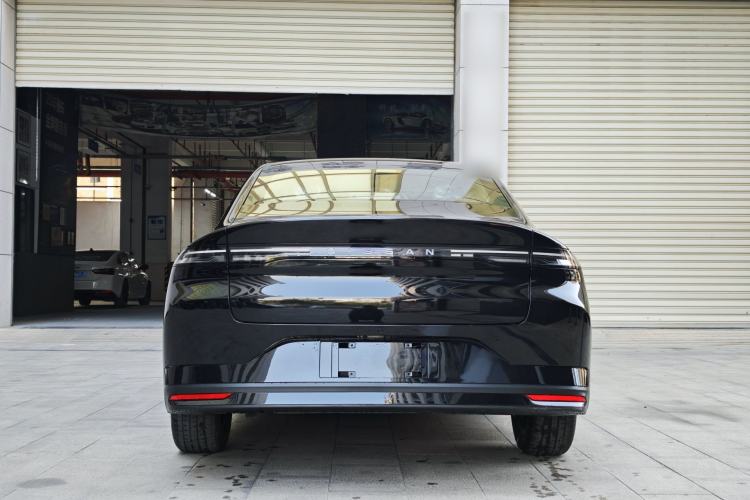 Used Nissan N6 2026 Model 180 Max Exterior 5