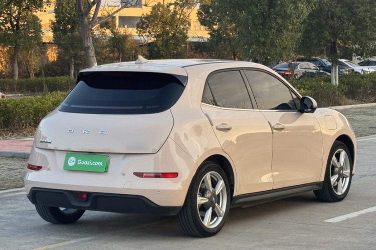 Used ORA Good Cat 2023 401 km Standard Range Luxury Version Lithium Iron Phosphate
