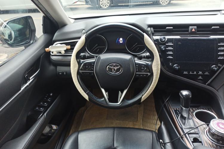 Used Toyota Camry 2018 2.5G Luxury Edition Steering Wheel