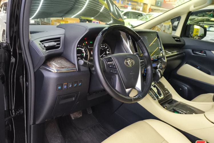 Used Toyota Alphard 2020 Dual-Engine 2.5L Prestige Edition
