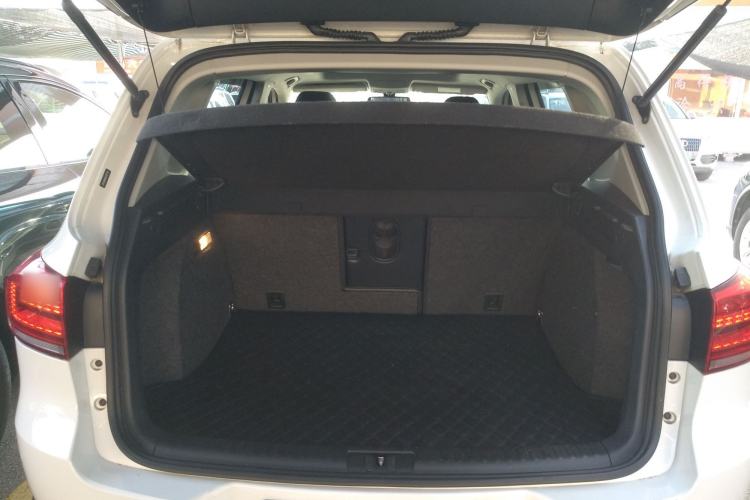 Used Volkswagen Tiguan L 2016 280TSI Automatic Two-Wheel Drive Silk Road Comfort Edition