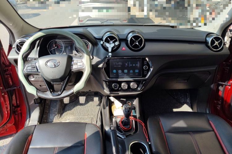 Used Soueast DX3 2016 1.5L Manual Flagship Version Center Console