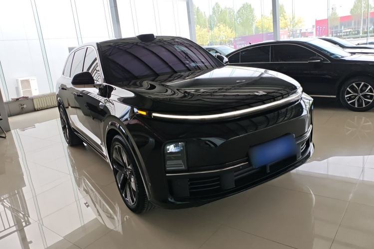 Used Li Auto L7 2024 Ultra Model Front Right 45 Deg