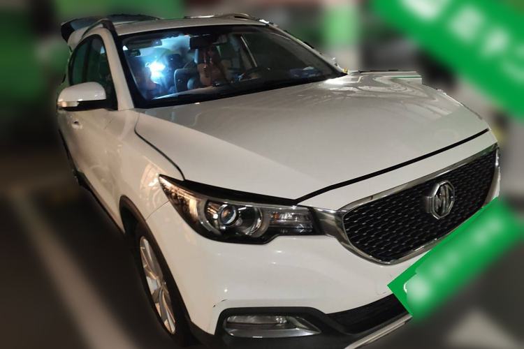 Used MG ZS 2017 1.5L Automatic Luxury Edition Front Right 45 Deg