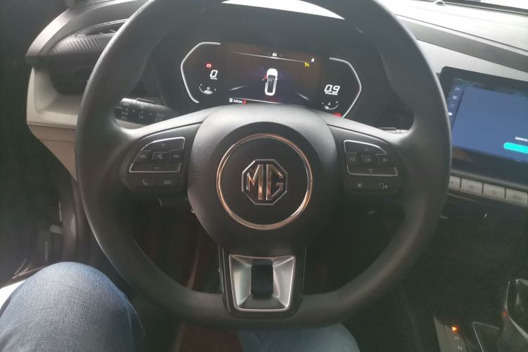 Used MG 5 2021 Revised Version 180 DVVT CVT Youth Luxury Edition Steering Wheel