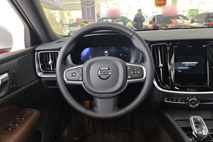 Used Volvo S60 2025 B4 Zhiyi Luxury Edition