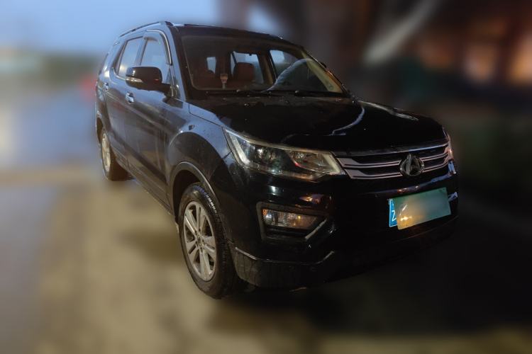 Used CHANGAN OSHAN CX70 2016 1.6L Manual Luxury Model Front Right 45 Deg