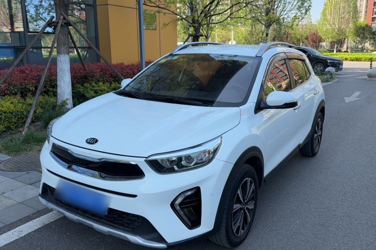 Used Kia kx1 Stonic 2021 1.4L Automatic Fun Edition Exterior 3