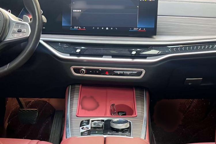 Used BMW X5 2023 xDrive 40Li M Sport Night Edition Package Interior 5