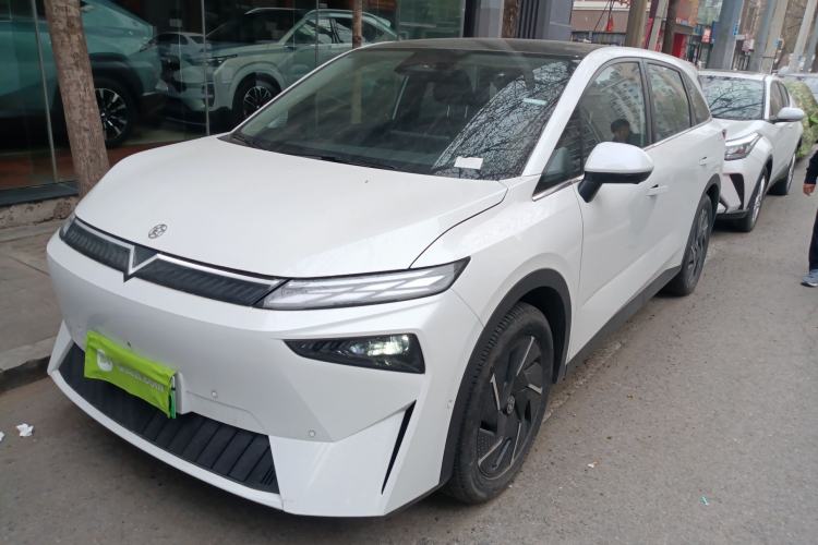 Used Venucia VX6 2023 520 Max