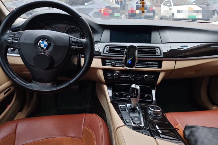 Used BMW 5 Series 2013 525Li Luxury Model