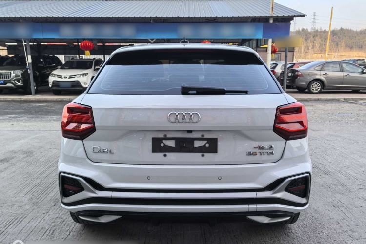 Used Audi Q2L 2023 35TFSI Fashion Dynamic Model
