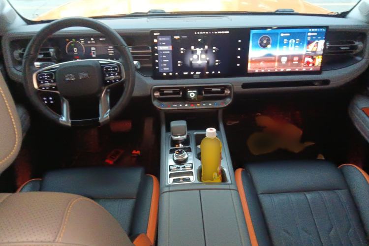 Used BAIC Off-Road BJ40 2024 2.0T All-New Urban Hunter Edition Ultimate Version