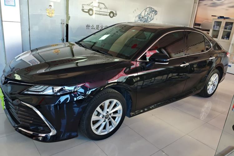 Used Toyota Camry 2021 2.0G Luxury Edition

