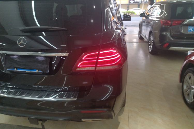 Used Mercedes-Benz GLE-Class 2018 GLE 400 4MATIC U.S. specification