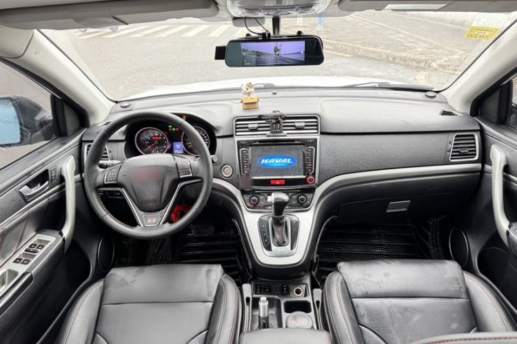 Used Haval H6 2015 Sport Edition 1.5T Automatic Two-Wheel Drive Luxury Model
