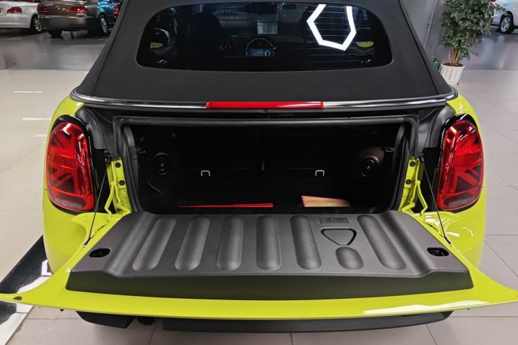 Used MINI 2023 Revised 1.5T COOPER CABRIO Artist
