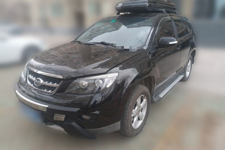 Used BYD S6 2014 2.0L Manual Luxury 5-Seater