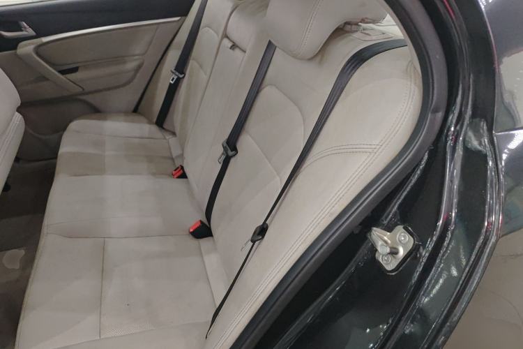 Used Geely Auto Emgrand 2015 Sedan 1.5L Manual - Top Trim Level
