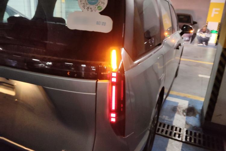 Used SAIC MAXUS Dajia 7 2024 Revised Version Super Hybrid Long-Range Edition Enjoyment Version Right Rear Taillight