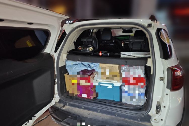 Used BYD Yuan New Energy 2018 EV360 Smart Connected Cool Model Trunk