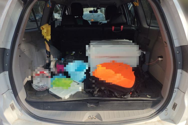 Used Mitsubishi Pajero Sport 2013 3.0L Automatic 4x4 Executive Edition Trunk