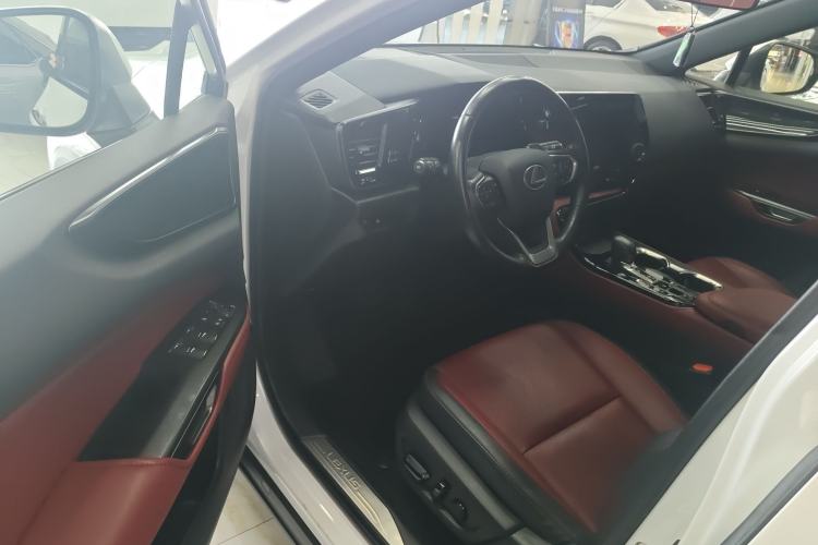 Used Lexus NX 2023 260 Front-Wheel Drive Chuan Yue Edition
