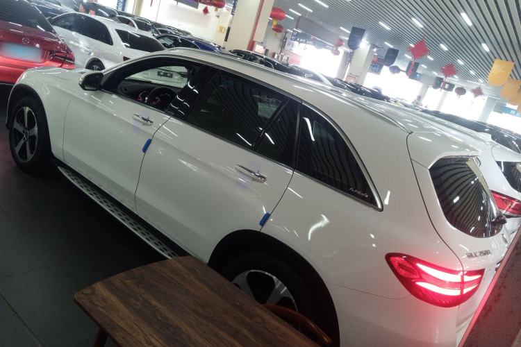 Used Mercedes-Benz GLC 2019 GLC 260 L 4MATIC Luxury Model
