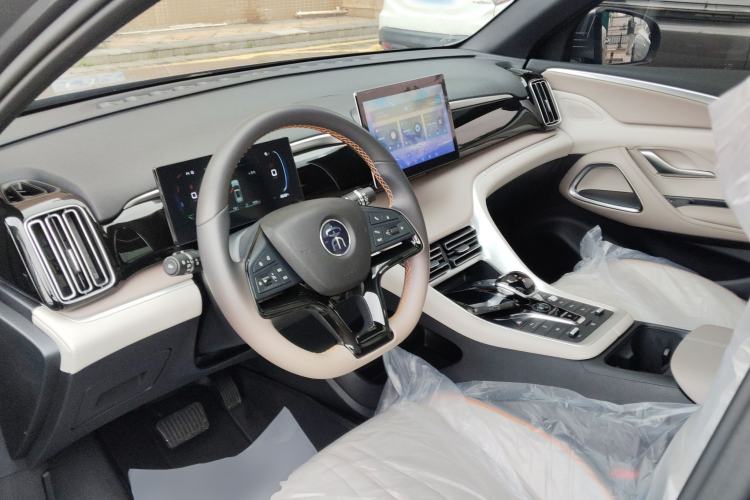 Used BYD Song Pro New Energy 2023 Champion Edition DM-i 71KM Leading Model
