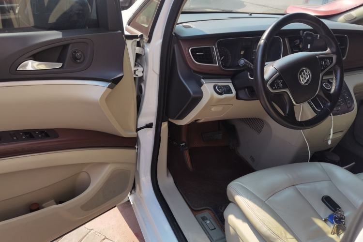 Used Buick GL8 2014 3.0L GT Luxury Business Haoya Edition