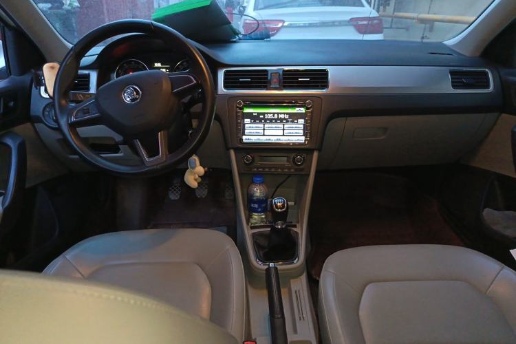 Used Skoda Rapid 2015 1.6L Manual Preferred Model