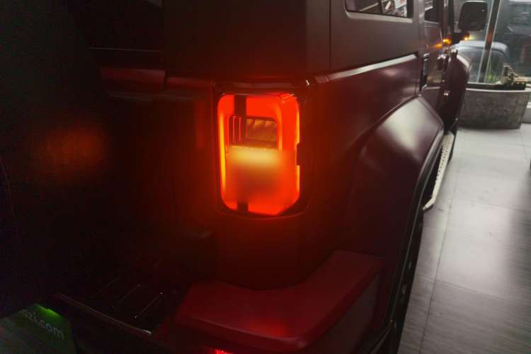 Used BAIC Off-Road BJ40 2023 2.0D Automatic Four-Wheel Drive Blade Hero Edition Adventurer Type (with Front and Rear Electronic Locks)