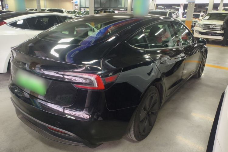 Used Tesla Model 3 2023 Long-Range All-Wheel-Drive Version