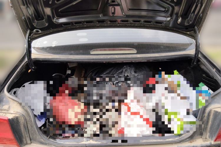 Used Volkswagen Jetta 2010 1.6L Partner Trunk