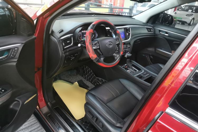 Used GAC Trumpchi GS7 2017 320T Two-Wheel-Drive Luxury Smart Connectivity Model Left Front Seat