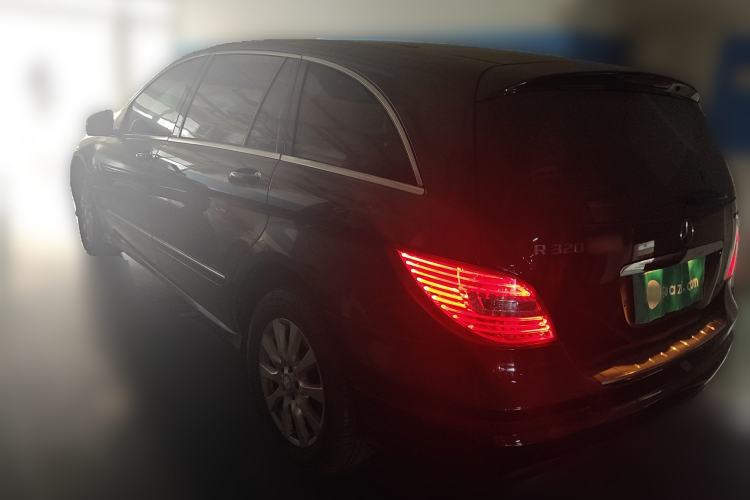 Used Mercedes-Benz R-Class 2014 R 320 4MATIC Business Model