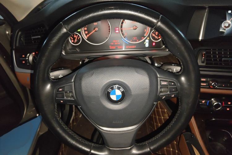 Used BMW 5 Series 2017 525Li Leading Model