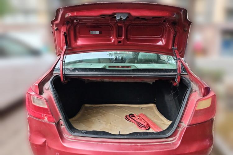 Used Changan Alsvin V3 2012 1.3L Manual Luxury Version China IV Standard