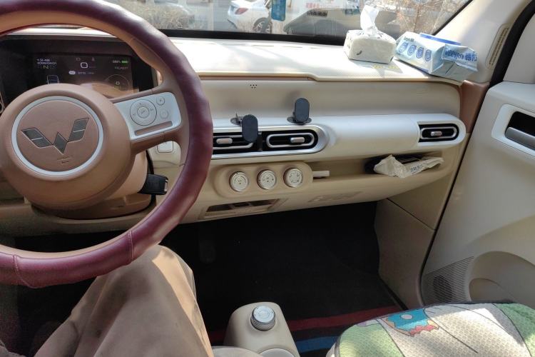 Used Wuling Hongguang MINIEV 2024 3rd Generation 215km Youth Edition
