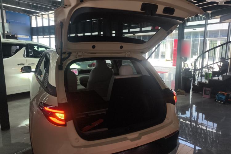 Used Geely Galaxy Geome 2025 310km Youth Edition Trunk