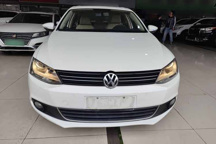 Used Volkswagen Sagitar 2014 Revised Version 1.4TSI Manual Luxury Edition
