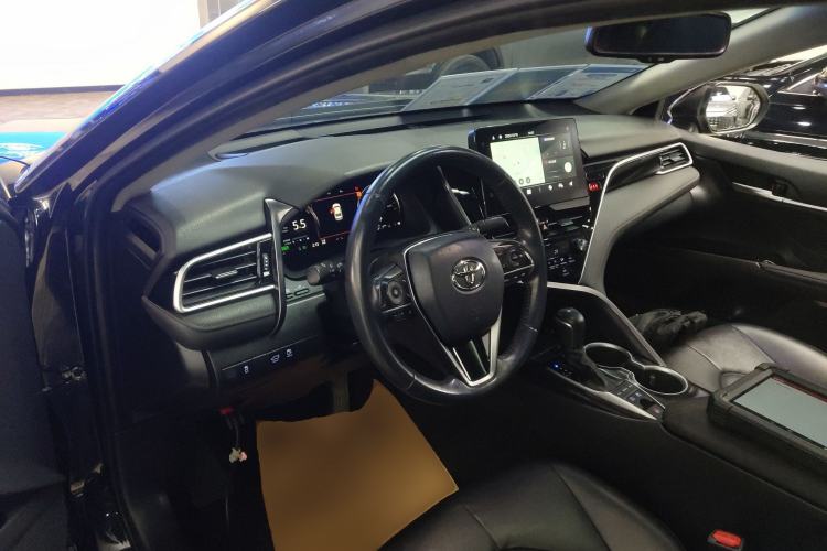 Used Toyota Camry 2023 Dual-Motor 2.5HG Luxury Edition