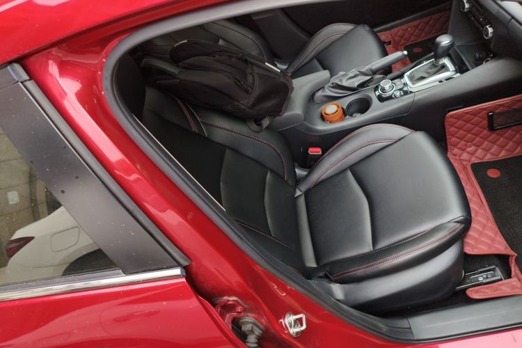 Used Mazda 3 Axela 2016 Sedan 1.5L Automatic Luxury Model Right Front Seat