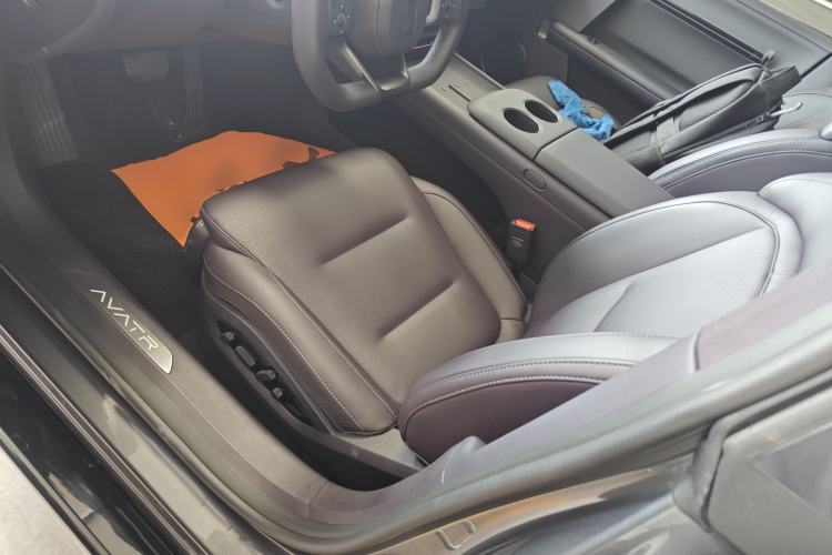 Used Avatr 06 2025 Ultra Pure Electric Edition Left Front Seat