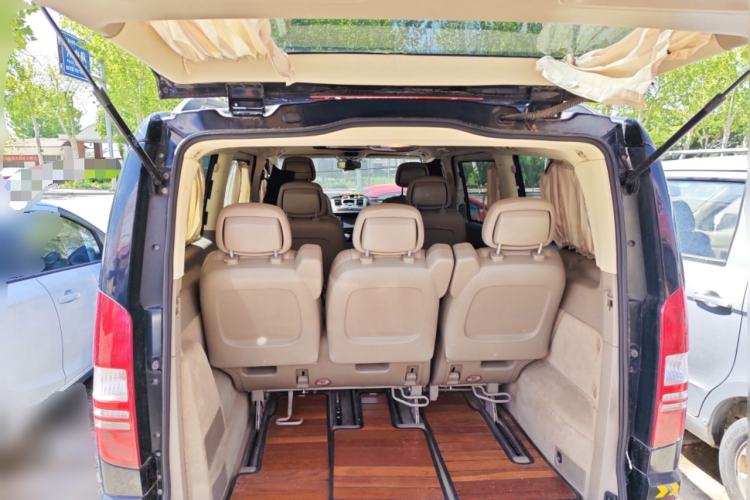 Used Mercedes-Benz Viano 2011 2.5L Prestige Edition Trunk